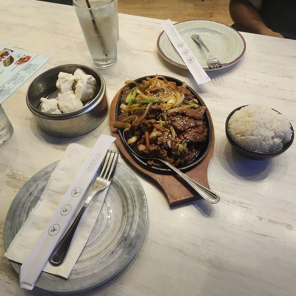 Open Rice Metropolitan - Beef bulgogi and pork buns. - Asian Fusion Near Me - Charlotte, North Carolina Open Rice Metropolitan - Beef bulgogi and pork buns. - Asian Fusion Near Me - Charlotte, North Carolina