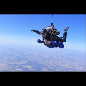 Start Skydiving - Amazing - Skydiving Near Me - Middletown, Ohio Start Skydiving - Amazing - Skydiving Near Me - Middletown, Ohio