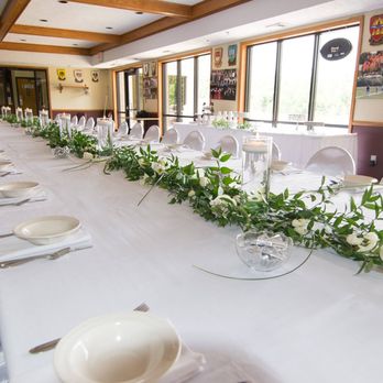 Carpathia Club - Long table in member's bar - Venues & Event Spaces Near Me - Sterling Heights, Michigan Carpathia Club - Long table in member's bar - Venues & Event Spaces Near Me - Sterling Heights, Michigan