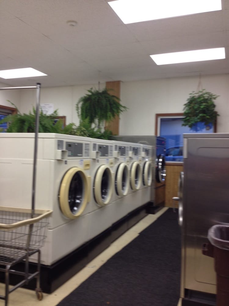 GRANDVIEW LAUNDROMAT Updated July 2024 1301 E Grandview Blvd, Erie