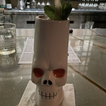 Good Neighbor Bar - Puka Puka Punch drink - Lounges Near Me - Altadena, California