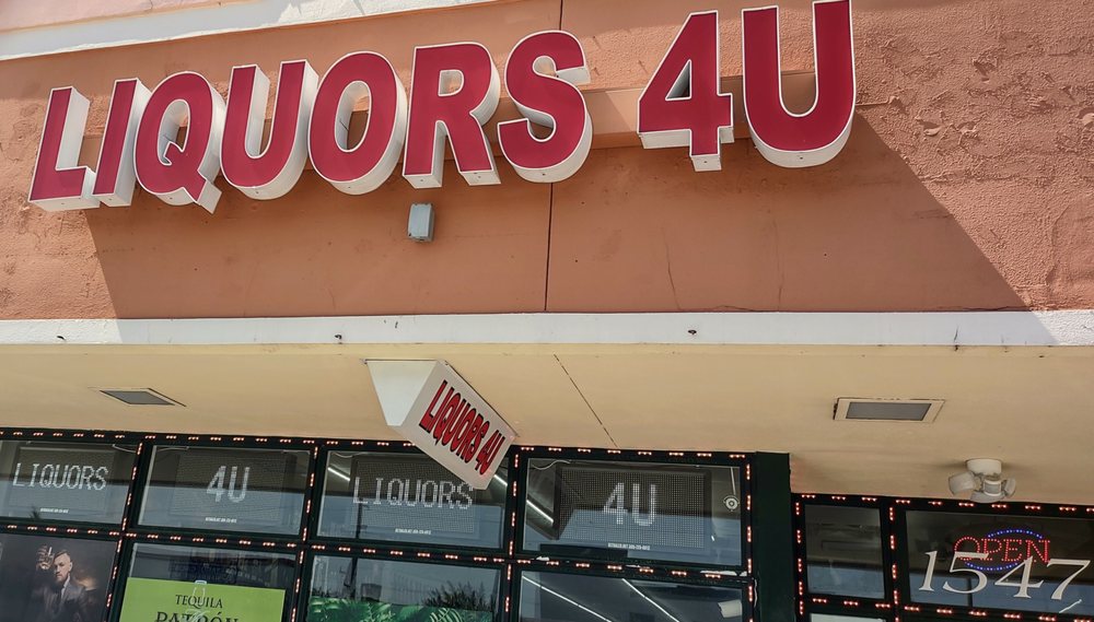 LIQUORS 4U Updated September 2024 11 Photos 1547 E Commercial