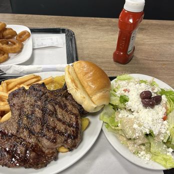 Zet's Restaurant - Diners Near Me - Mississauga, Ontario Zet's Restaurant - Diners Near Me - Mississauga, Ontario