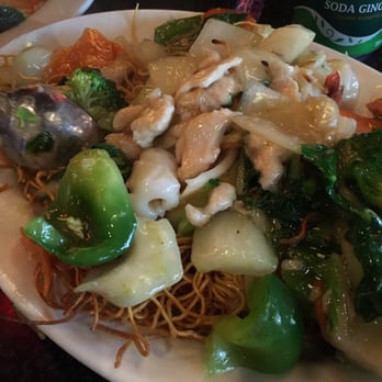 Federick Restaurant - Cantonese chow Mein (crispy) - Chinese Near Me - Markham, Ontario