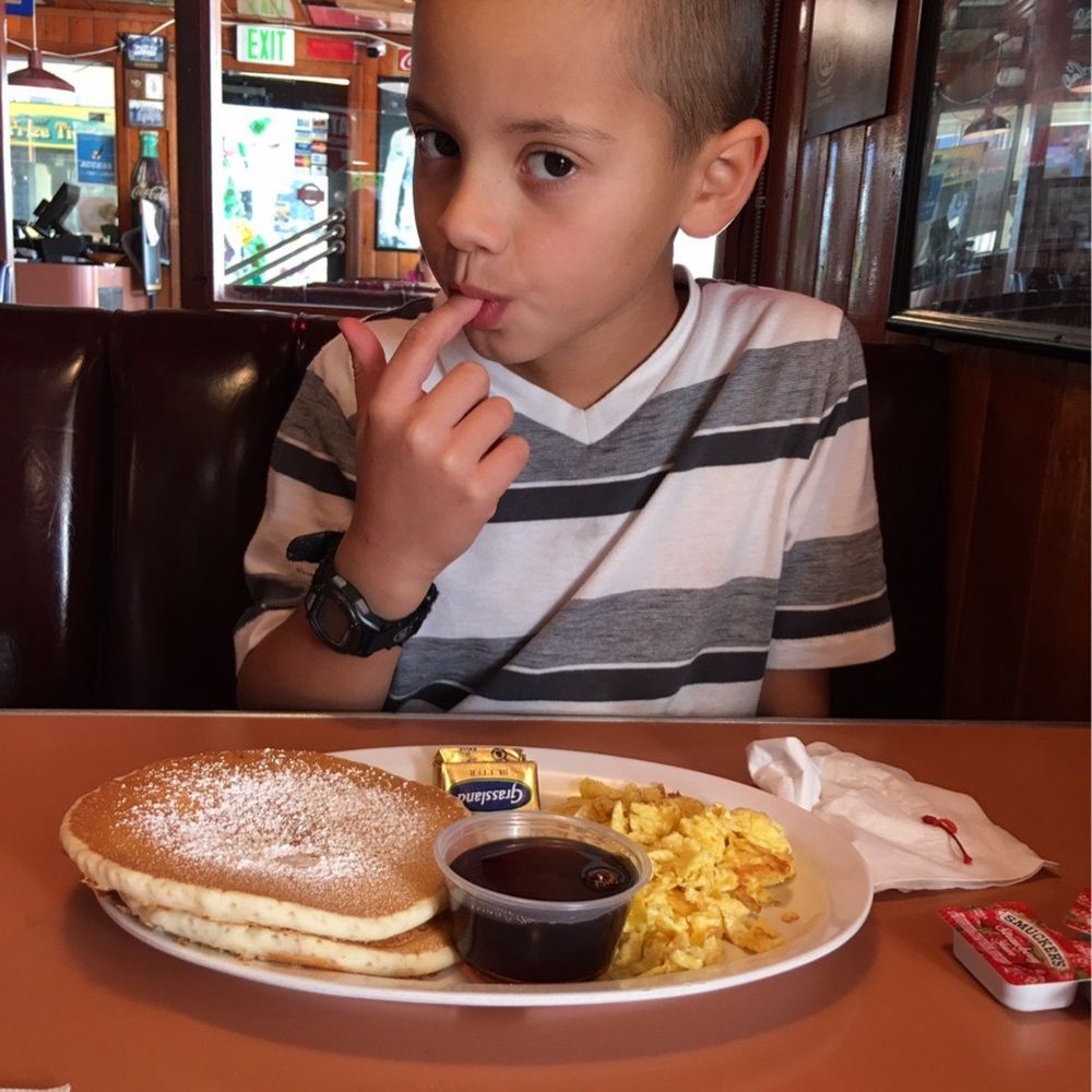 Harbor House Café - Great selection for the kids on pancakes or French toast - American Near Me - Dana Point, California Harbor House Café - Great selection for the kids on pancakes or French toast - American Near Me - Dana Point, California