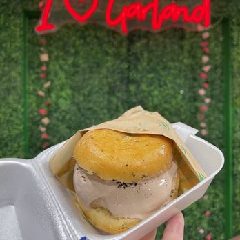 Scoop N’ Buns - Desserts Near Me - Garland, Texas Scoop N’ Buns - Desserts Near Me - Garland, Texas