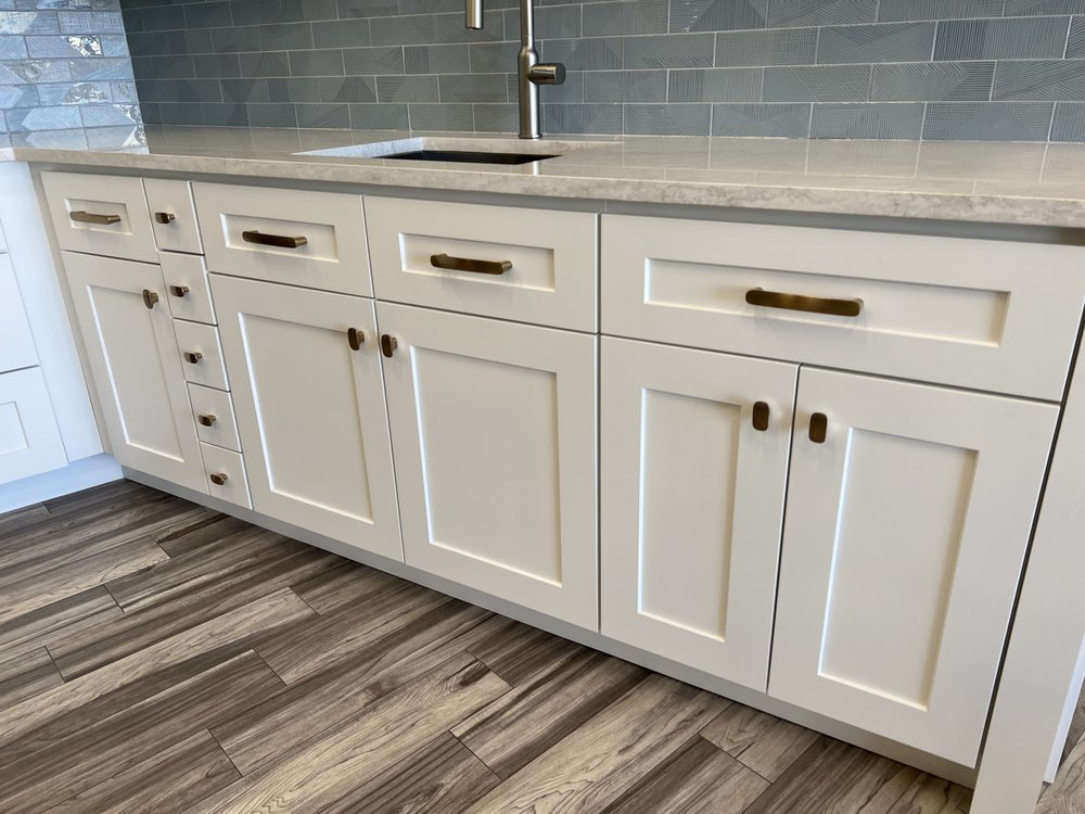 CUSTOM AND CLOSETS BY ED Request Consultation 18 Photos