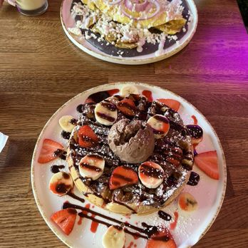 Madres Brunch - Chilaquiles omelette and strawberry and Nutella pancakes - Coffee & Tea Near Me - Rancho Cucamonga, California Madres Brunch - Chilaquiles omelette and strawberry and Nutella pancakes - Coffee & Tea Near Me - Rancho Cucamonga, California