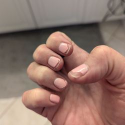 Polished Image Nail Salon - Chipped polish within one day