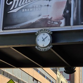 Miller Brewery Tour - Beer Tours Near Me - Milwaukee, Wisconsin
