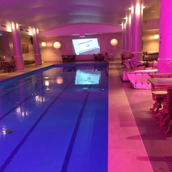 Haymarket Hotel - Lower level bar and pool area - Hotels Near Me - London, XGL Haymarket Hotel - Lower level bar and pool area - Hotels Near Me - London, XGL