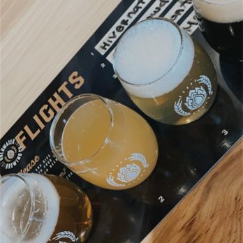 Goldwater Longbow - Breweries Near Me - Mesa, Arizona