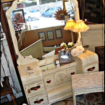 The Vintage Garden - Timeless, shabby chic cream! - Home Decor Near Me - Appleton, Wisconsin The Vintage Garden - Timeless, shabby chic cream! - Home Decor Near Me - Appleton, Wisconsin