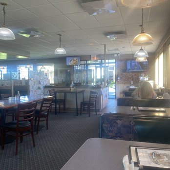 Eppies Restaurant - Diners Near Me - West Sacramento, California