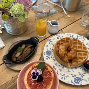 Little Hen - Breakfast & Brunch Near Me - Weston, Florida Little Hen - Breakfast & Brunch Near Me - Weston, Florida