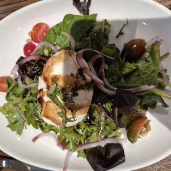 Harrison’s - Burata salad - Steakhouses Near Me - Indianapolis, Indiana
