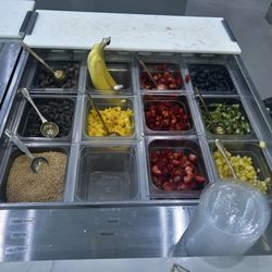 Fruits, chocolate