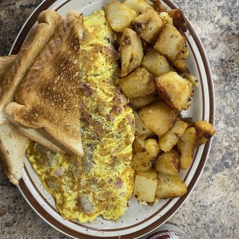 Norwood Town Square Diner - Meat omelette - Diners Near Me - Norwood, Massachusetts Norwood Town Square Diner - Meat omelette - Diners Near Me - Norwood, Massachusetts