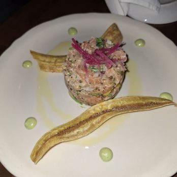 Pacífico - Salmon tartar with avocado and mango - Latin American Near Me - New Haven, Connecticut Pacífico - Salmon tartar with avocado and mango - Latin American Near Me - New Haven, Connecticut