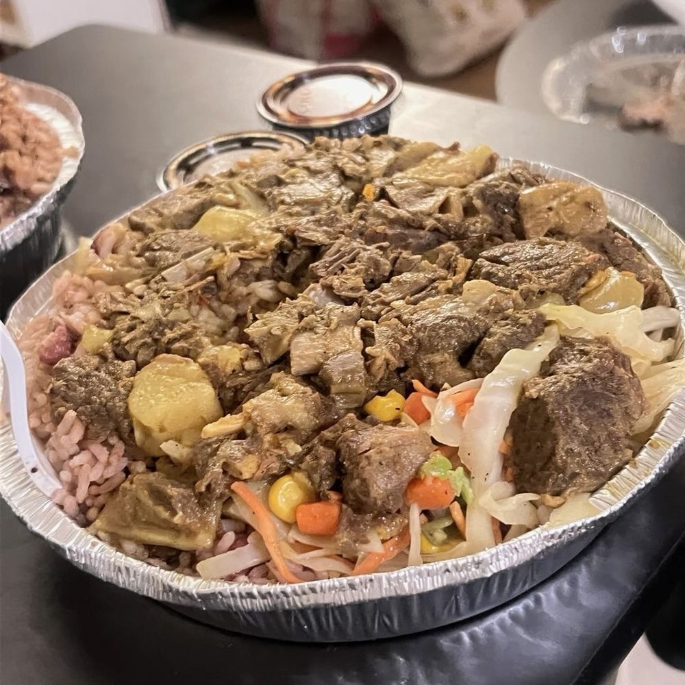 Peppa's Jerk Chicken Restaurant - Goat curry - Caribbean Near Me - Brooklyn, New York