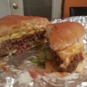 Pop's Deli - Philly cheeseburger - Delis Near Me - Memphis, Tennessee Pop's Deli - Philly cheeseburger - Delis Near Me - Memphis, Tennessee