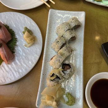 Roka Akor - Chicago - Crispy Spicy Tuna Roll - Sushi Bars Near Me - Chicago, Illinois Roka Akor - Chicago - Crispy Spicy Tuna Roll - Sushi Bars Near Me - Chicago, Illinois