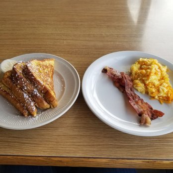1800 Cafe - French toast breakfast - American Near Me - Concord, California 1800 Cafe - French toast breakfast - American Near Me - Concord, California