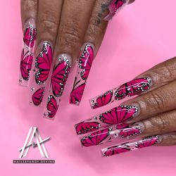 Devine Nailspa - Nails by Andy