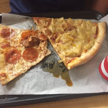 Robert's Pizzeria - Pizza Near Me - Newark, New Jersey Robert's Pizzeria - Pizza Near Me - Newark, New Jersey