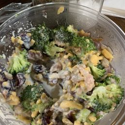 Broccoli Sweet Summer salad! Broccoli Sweet Summer salad!