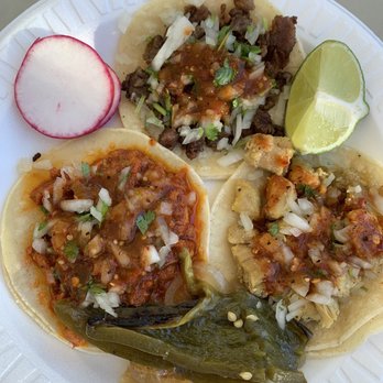 El Gallo Giro Taco Truck - Asada, pollo, pastor - Street Vendors Near Me - Red Bluff, California El Gallo Giro Taco Truck - Asada, pollo, pastor - Street Vendors Near Me - Red Bluff, California