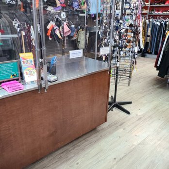Buffalo Exchange - The cashier area - Used, Vintage & Consignment Near Me - Sherman Oaks, California Buffalo Exchange - The cashier area - Used, Vintage & Consignment Near Me - Sherman Oaks, California