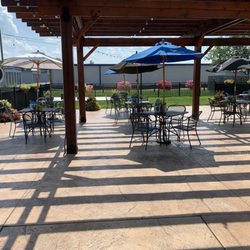 Old Buffalo Outpost Bar & Grill - Outdoor seating