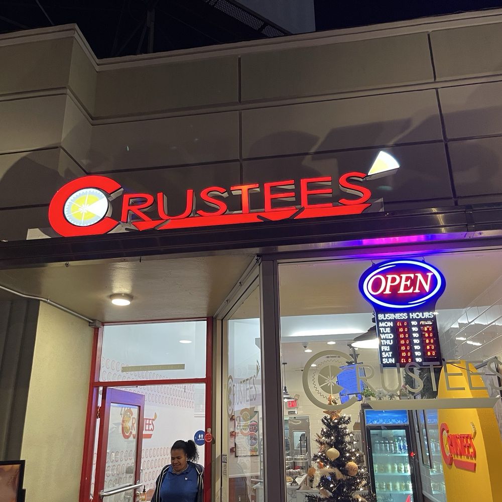 Crustees Eatery - Crustees at night I had to come back. - Desserts Near Me - Los Angeles, California Crustees Eatery - Crustees at night I had to come back. - Desserts Near Me - Los Angeles, California
