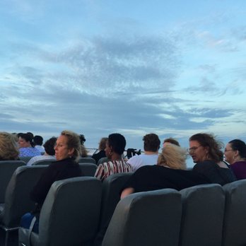 Seadog Cruises - Boat Charters Near Me - Chicago, Illinois Seadog Cruises - Boat Charters Near Me - Chicago, Illinois