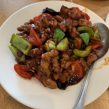 Yu's Garden - Garlic sauce chicken - Taiwanese Near Me - Irvine, California