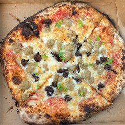 Smoky Mozz Pizza