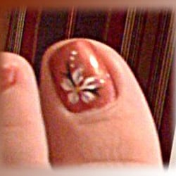 Flower on the big toe