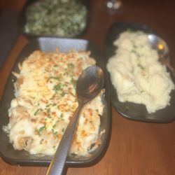 Harry's - Macaroni & cheese, creamed spinach, and mashed potatos