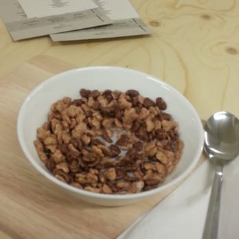 Black Milk Cereal Dive - Small bowl of Lion cereal - Cafes Near Me - Manchester, XGM