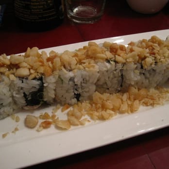 Sushi Zone - Albacore, macadamia nut, and mango...yum! - Sushi Bars Near Me - San Francisco, California Sushi Zone - Albacore, macadamia nut, and mango...yum! - Sushi Bars Near Me - San Francisco, California
