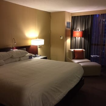 Hyatt Regency Chicago - King bed - Hotels Near Me - Chicago, Illinois Hyatt Regency Chicago - King bed - Hotels Near Me - Chicago, Illinois