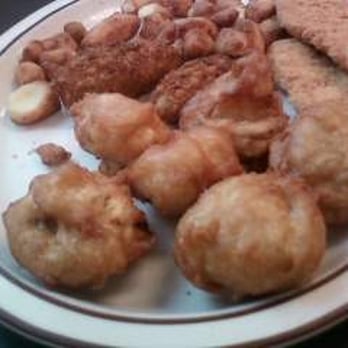 Exit 45 Restaurant - The appetizer sampler with fried mushrooms, jalapeno poppers, cheese curds, and chicken strips. - Breakfast & Brunch Near Me - Menomonie, Wisconsin