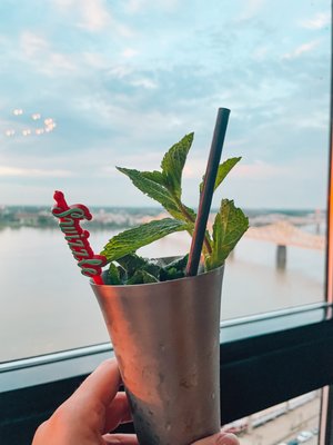 Swizzle Dinner & Drinks by null