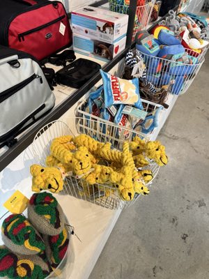 Love Thy Beast by null