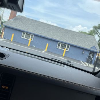 The Shanty - Parking lot and small outdoor space near door. - New American Near Me - Warwick, Rhode Island