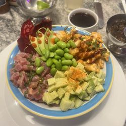 El Farallón - Poke Bowl