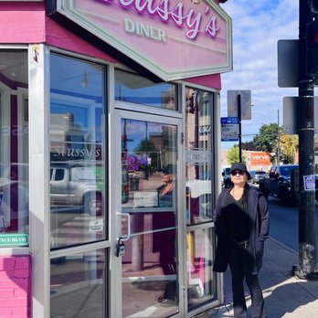 Stussy’s Diner - Aunty first time at Stussy's. - Diners Near Me - Chicago, Illinois Stussy’s Diner - Aunty first time at Stussy's. - Diners Near Me - Chicago, Illinois
