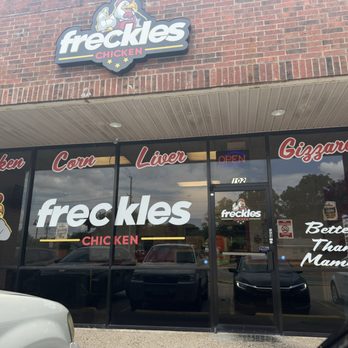 Freckle's Chicken - Storefront - Chicken Shop Near Me - Mesquite, Texas