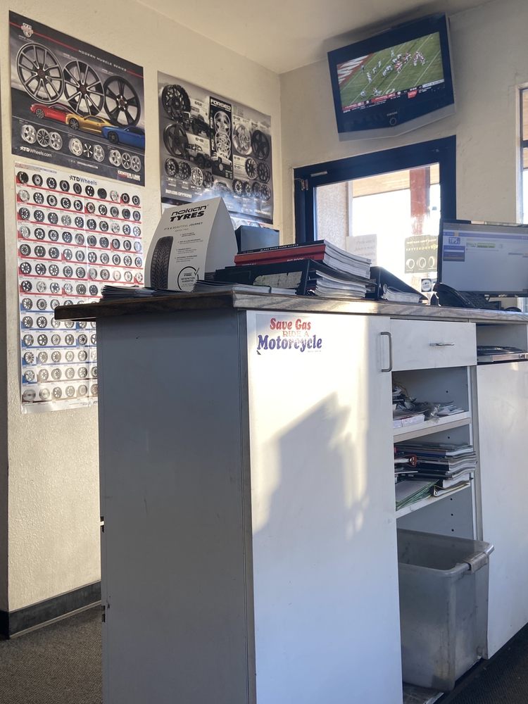 LOVELY TIRE & WHEEL COMPANY Updated September 2024 22 Photos & 170